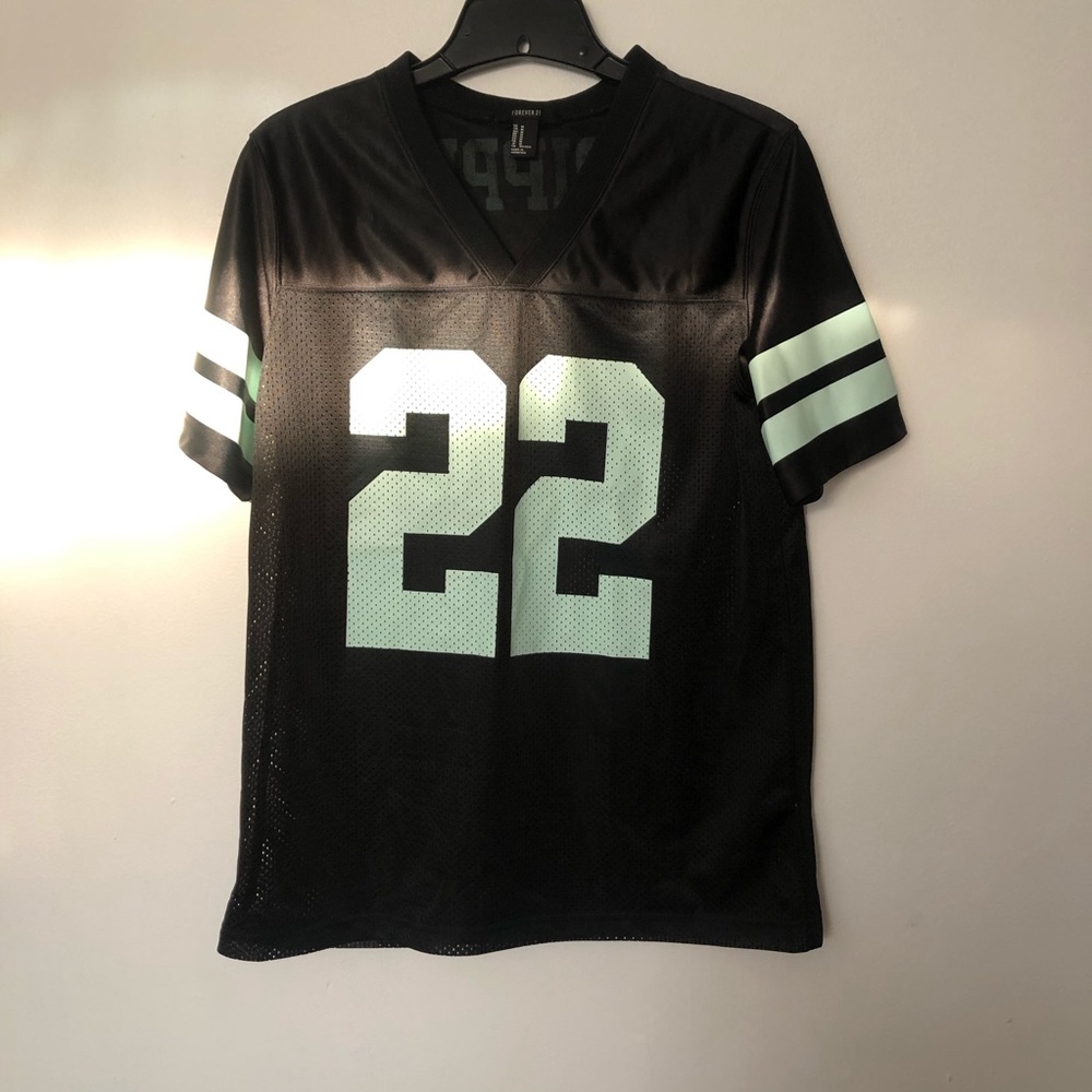 22 Mint green/Black jersey